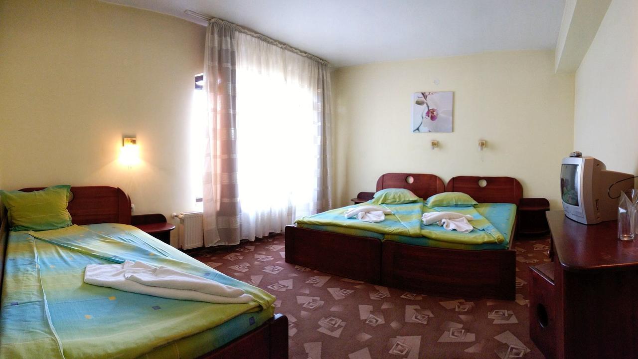 Family Hotel IV Velingrad Oda fotoğraf